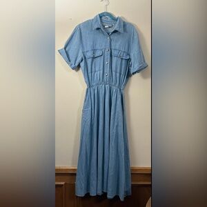 Vintage 90s Carol Anderson Denim Dress women’s size 12 short sleeve